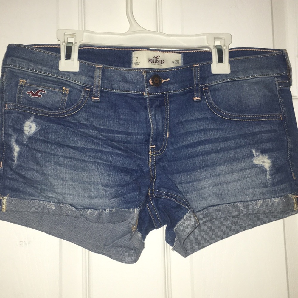 Hollister mid wash jean shorts